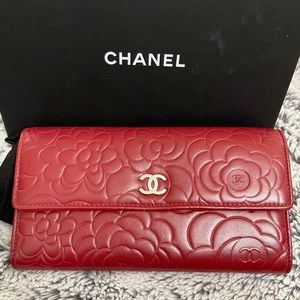 Authentic Chanel camellia continental  wallet